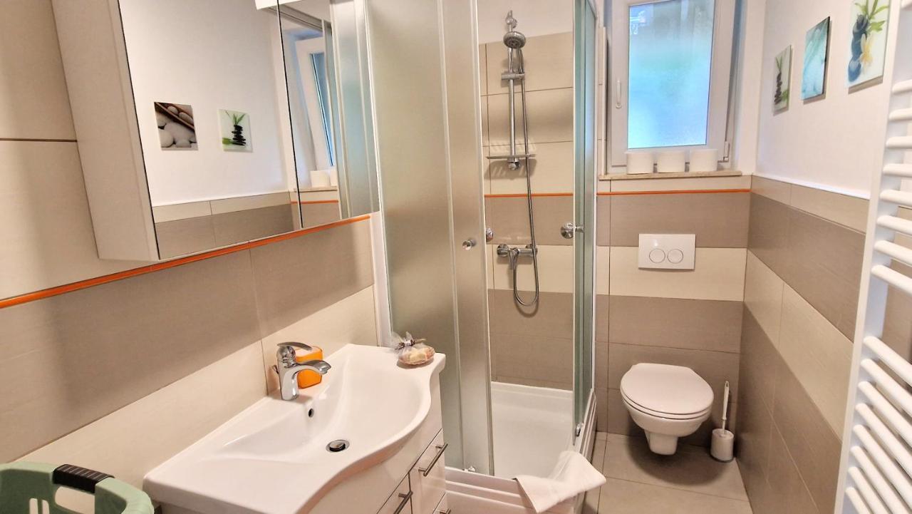 Apartment Pipo คิร์ก ภายนอก รูปภาพ
